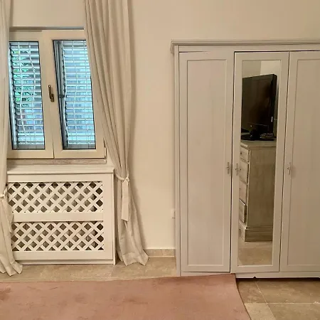 Apartments St Stefan 斯韦蒂·斯特凡 外观 照片